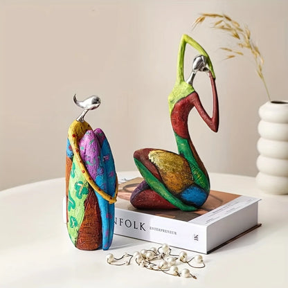 Estatuetas artesanais de resina